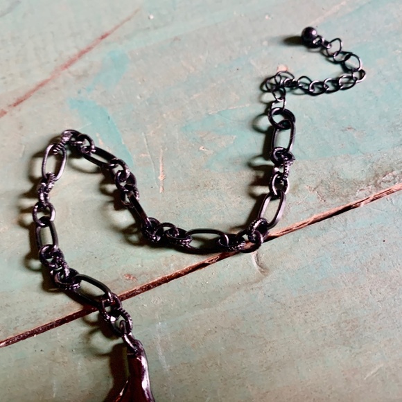 💚 Charming Charlie Black Metal Green Black Clear Acrylic Stone Necklace NWOT - Picture 5 of 6